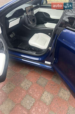 Лифтбек Tesla Model S 2022 в 