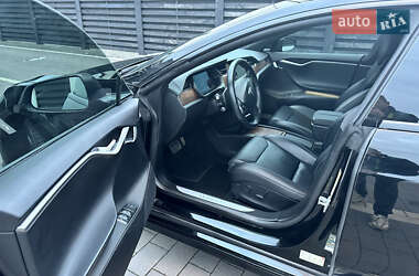 Лифтбек Tesla Model S 2018 в 