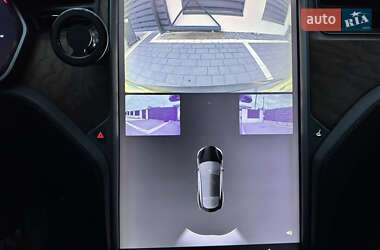 Лифтбек Tesla Model S 2018 в 