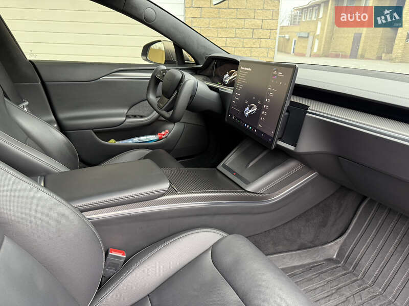 Ліфтбек Tesla Model S 2023 в Дніпрі фото 12 Ліфтбек Tesla Model S 2023 в Дніпрі