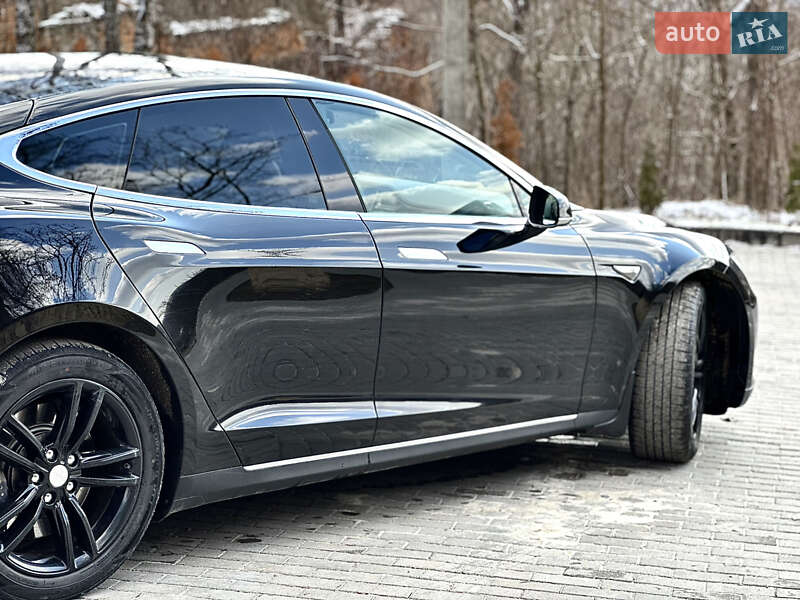 Лифтбек Tesla Model S 2014 в Тернополе фото 11 Лифтбек Tesla Model S 2014 в Тернополе
