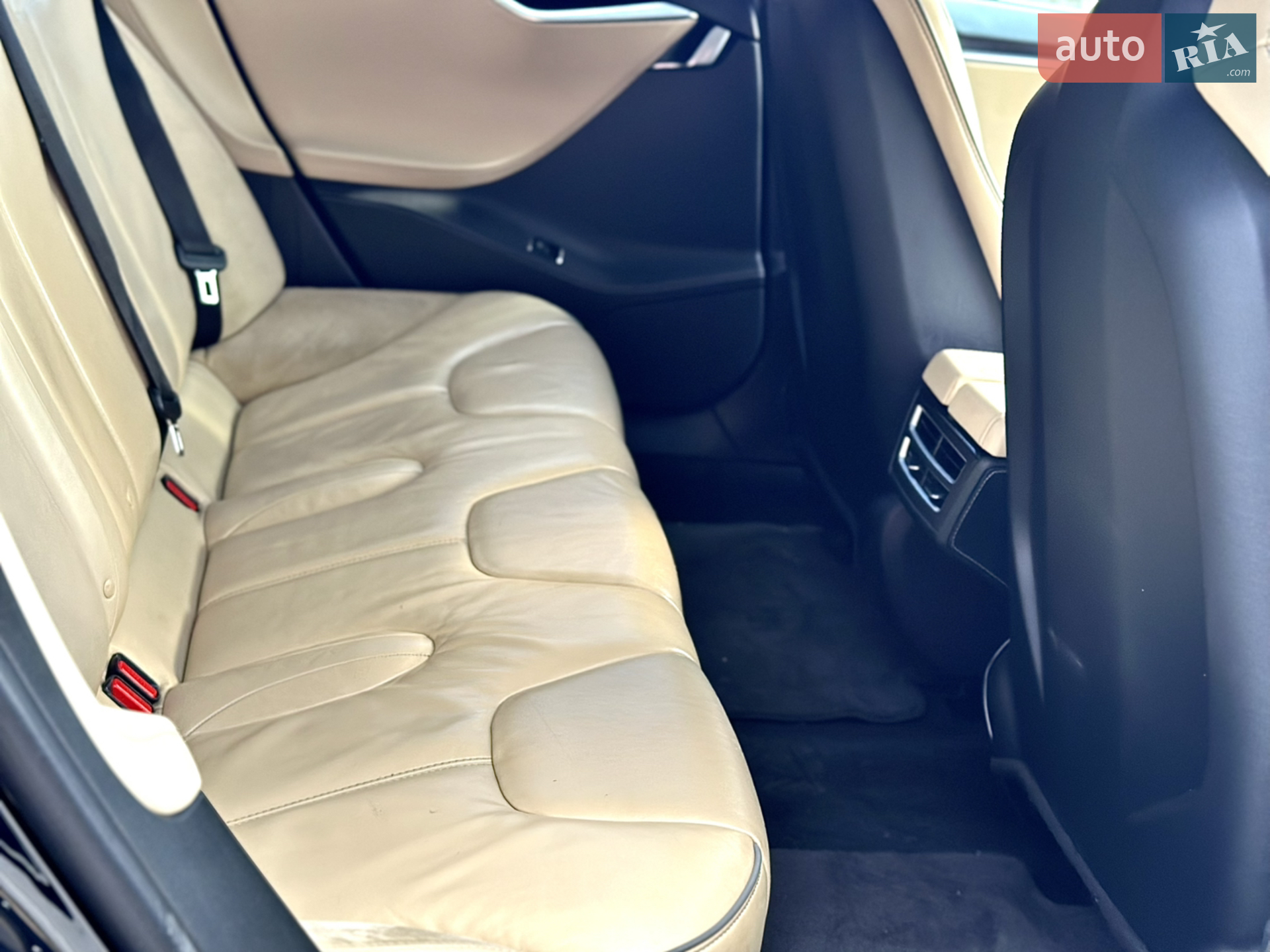 2014 Tesla Model S - мініатюра 40