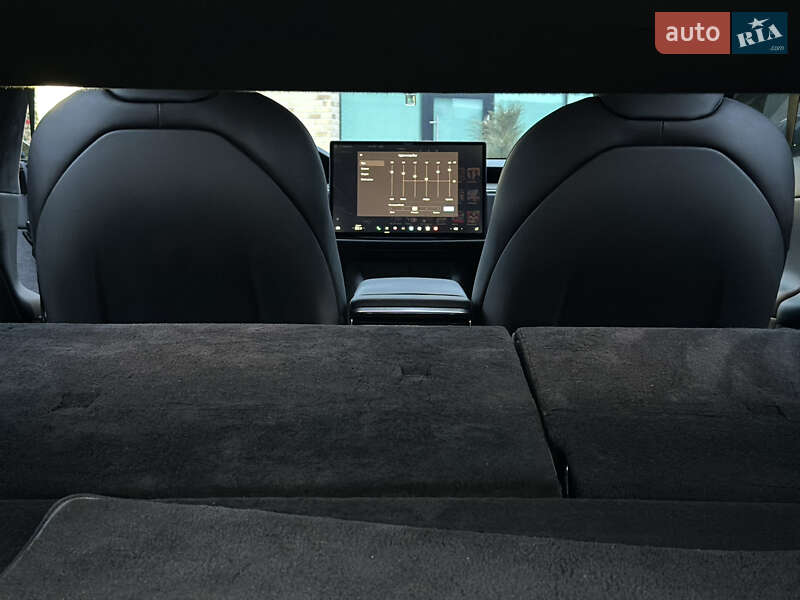 Ліфтбек Tesla Model S 2021 в Хмельницькому