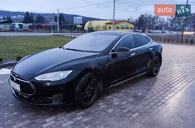 Лифтбек Tesla Model S 2013 в Золочеве