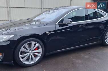 Ліфтбек Tesla Model S 2014 в Києві