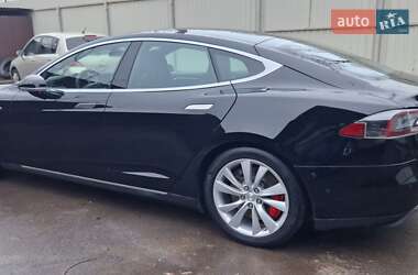 Ліфтбек Tesla Model S 2014 в Києві