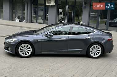 Лифтбек Tesla Model S 2016 в Пустомытах