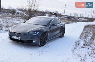 Ліфтбек Tesla Model S 2016 в Харкові