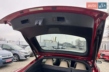 Лифтбек Tesla Model S 2016 в 