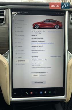 Лифтбек Tesla Model S 2016 в 