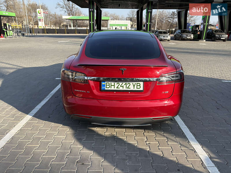 Лифтбек Tesla Model S 2014 в Одессе