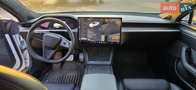 Ліфтбек Tesla Model S 2024 в Дніпрі