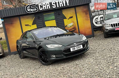 Лифтбек Tesla Model S 2014 в Стрые