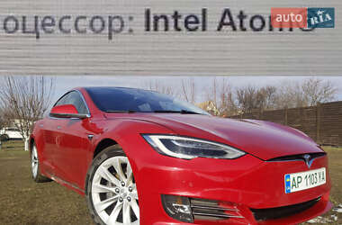 Ліфтбек Tesla Model S 2017 в Запоріжжі