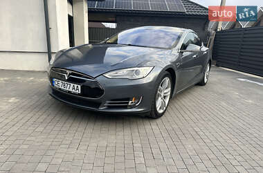 Лифтбек Tesla Model S 2014 в Черновцах