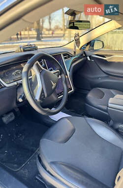 Ліфтбек Tesla Model S 2013 в 