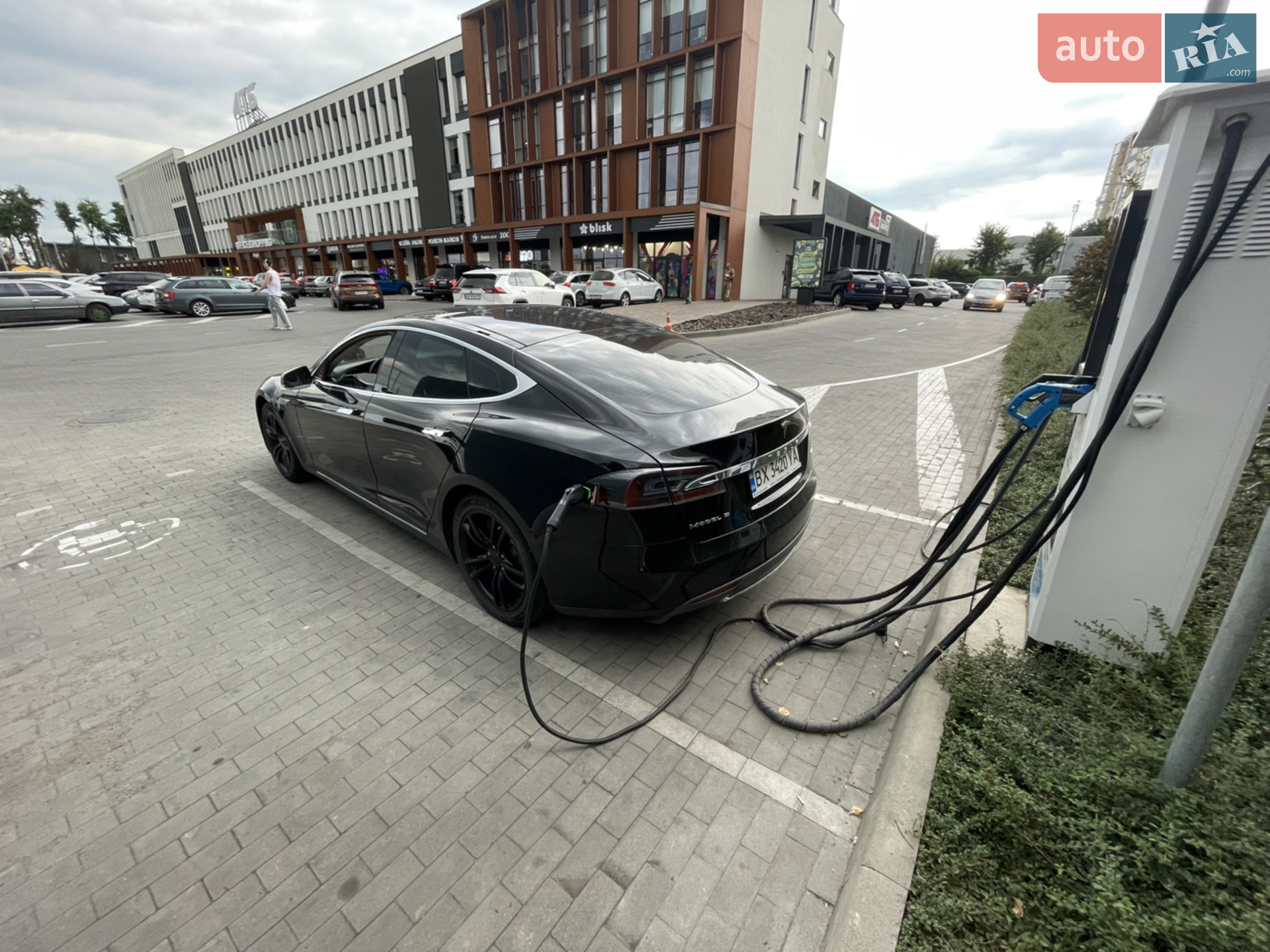 2013 Tesla Model S - мініатюра 4