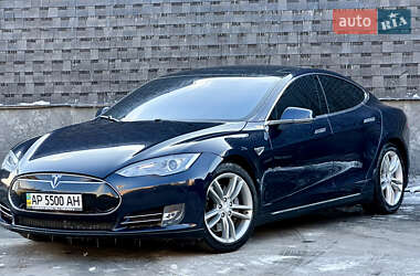 Ліфтбек Tesla Model S 2014 в 