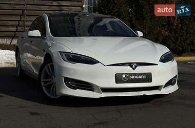 Лифтбек Tesla Model S 2015 в Киеве