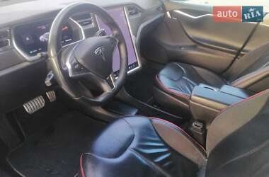 Ліфтбек Tesla Model S 2013 в 