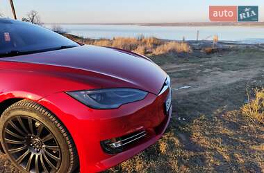 Ліфтбек Tesla Model S 2013 в Одесі