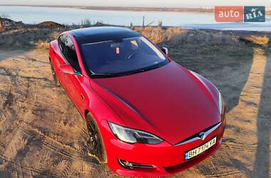 Ліфтбек Tesla Model S 2013 в Одесі