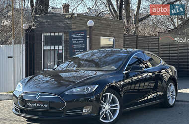 Лифтбек Tesla Model S 2015 в Одессе