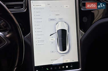 Ліфтбек Tesla Model S 2014 в Києві