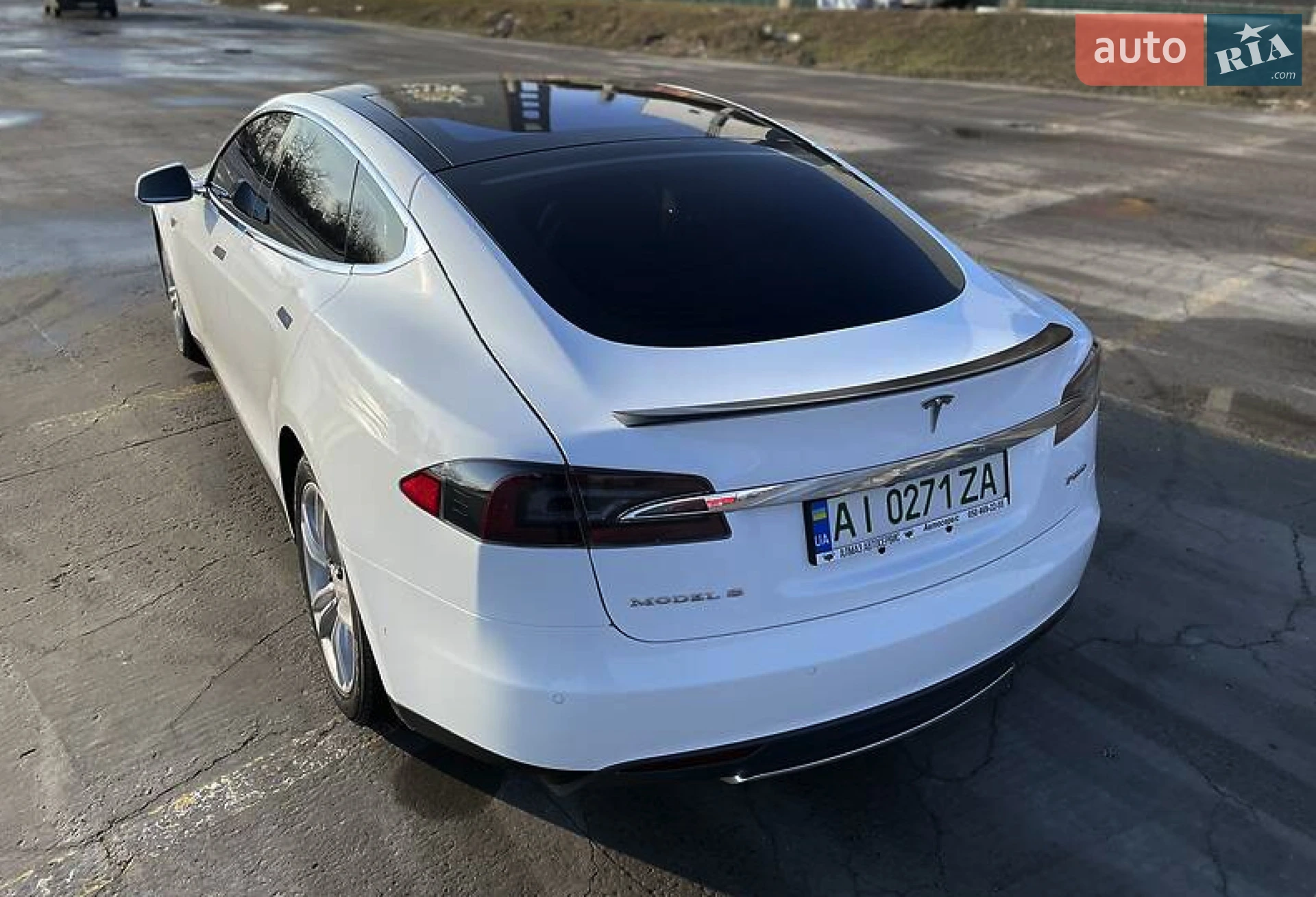 2015 Tesla Model S - мініатюра 9