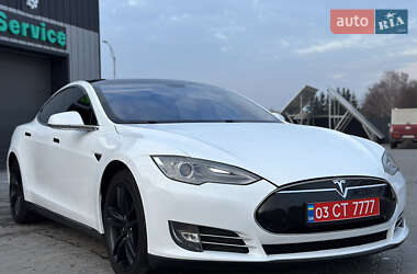 Ліфтбек Tesla Model S 2013 в Луцьку