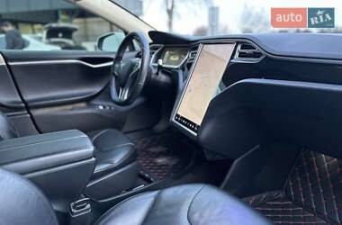 Ліфтбек Tesla Model S 2013 в Луцьку