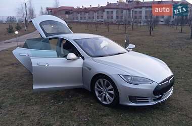 Ліфтбек Tesla Model S 2013 в Львові