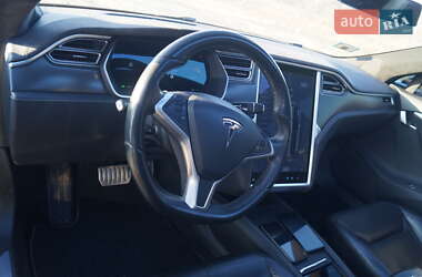 Ліфтбек Tesla Model S 2014 в 
