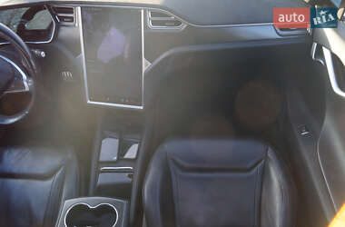 Ліфтбек Tesla Model S 2014 в 