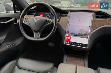 Лифтбек Tesla Model S 2020 в 
