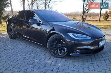 Лифтбек Tesla Model S 2016 в 