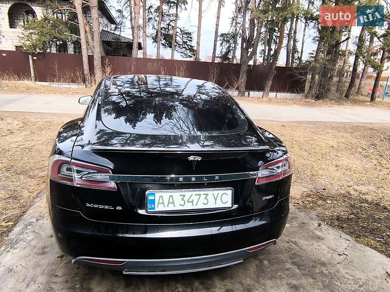 Лифтбек Tesla Model S 2013 в Киеве фото 9 Лифтбек Tesla Model S 2013 в Киеве