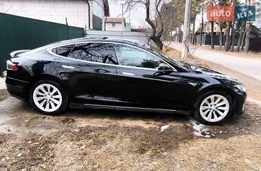 Лифтбек Tesla Model S 2013 в 