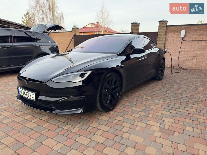 Лифтбек Tesla Model S 2021 в Киеве