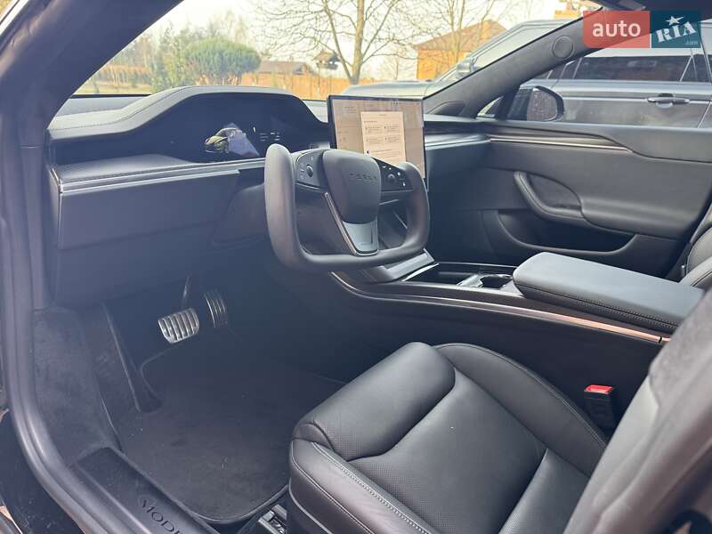 Лифтбек Tesla Model S 2021 в Киеве