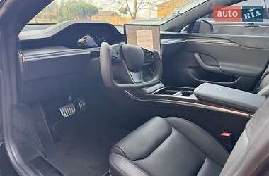 Лифтбек Tesla Model S 2021 в 