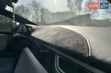 Лифтбек Tesla Model S 2016 в 