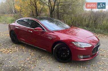 Ліфтбек Tesla Model S 2015 в 