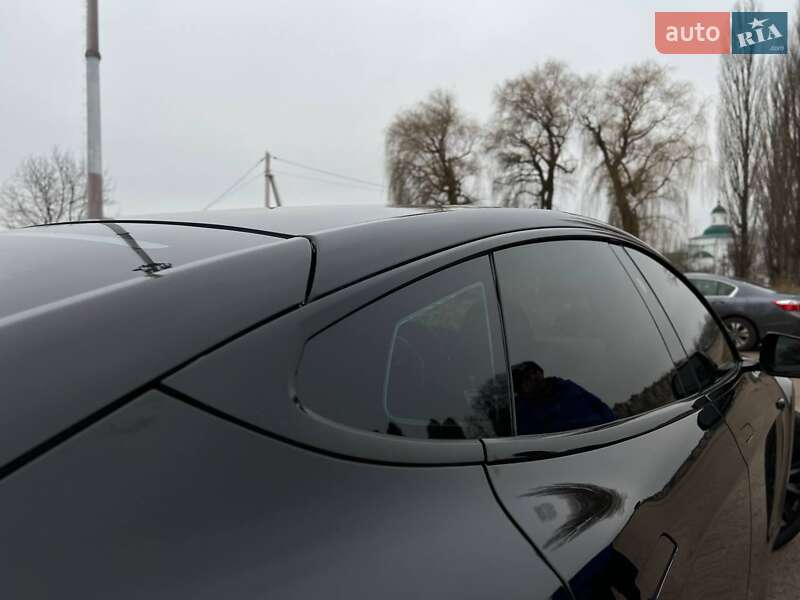 Лифтбек Tesla Model S 2017 в Нежине