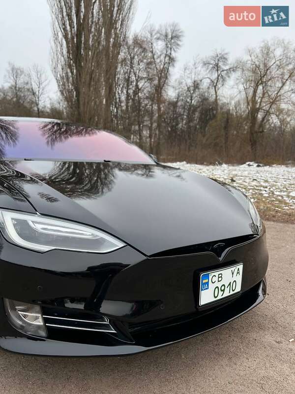 Лифтбек Tesla Model S 2017 в Нежине