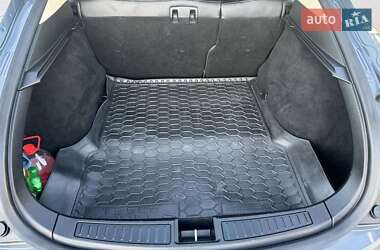 Ліфтбек Tesla Model S 2013 в 