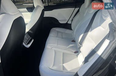 Ліфтбек Tesla Model S 2023 в 