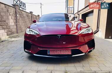 Лифтбек Tesla Model S 2021 в 