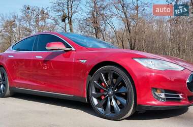 Ліфтбек Tesla Model S 2014 в Хмельницькому