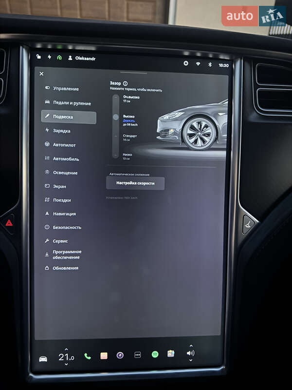 Ліфтбек Tesla Model S 2017 в Косові